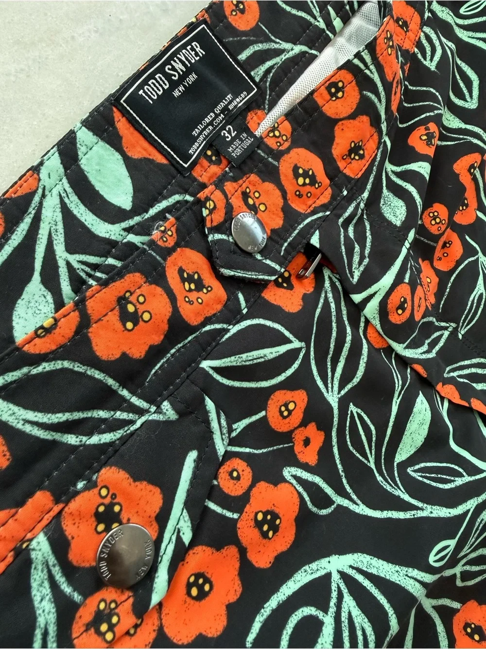 Todd Snyder Riviera Poppy Vine Floral Swim Shorts Men Waist 32 Size M